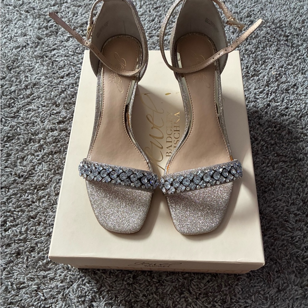 Elegant Rose Gold Badgley Mischka Women's Wedges SZ 7 NIB $35